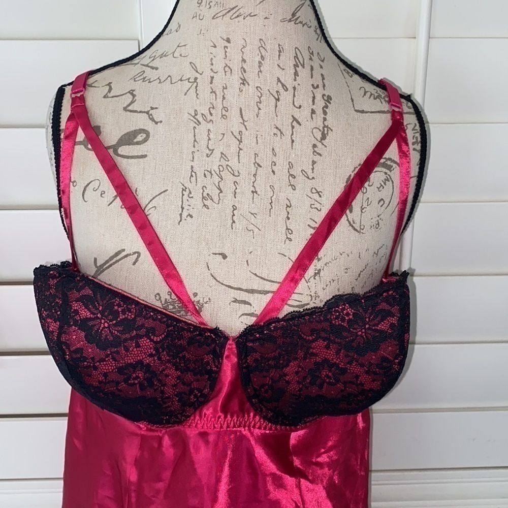 Cacique hot pink black lace babydoll chemise - Picture 5 of 12